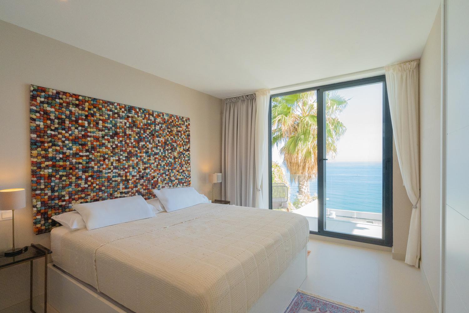 דירות טורמולינוס Private 250Sqm Garden Duplex, Jacuzzi, Cinema, Sea View Escape מראה חיצוני תמונה