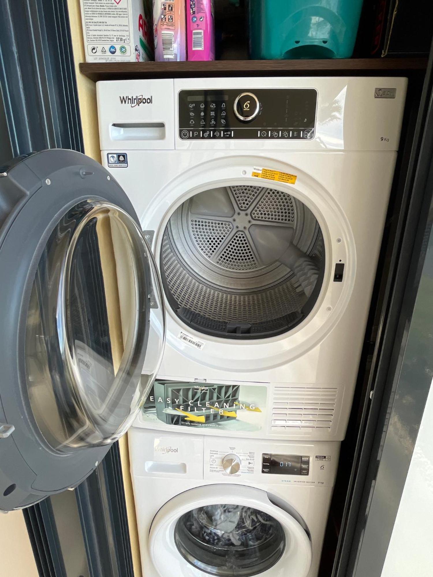 דירות טורמולינוס Private 250Sqm Garden Duplex, Jacuzzi, Cinema, Sea View Escape מראה חיצוני תמונה