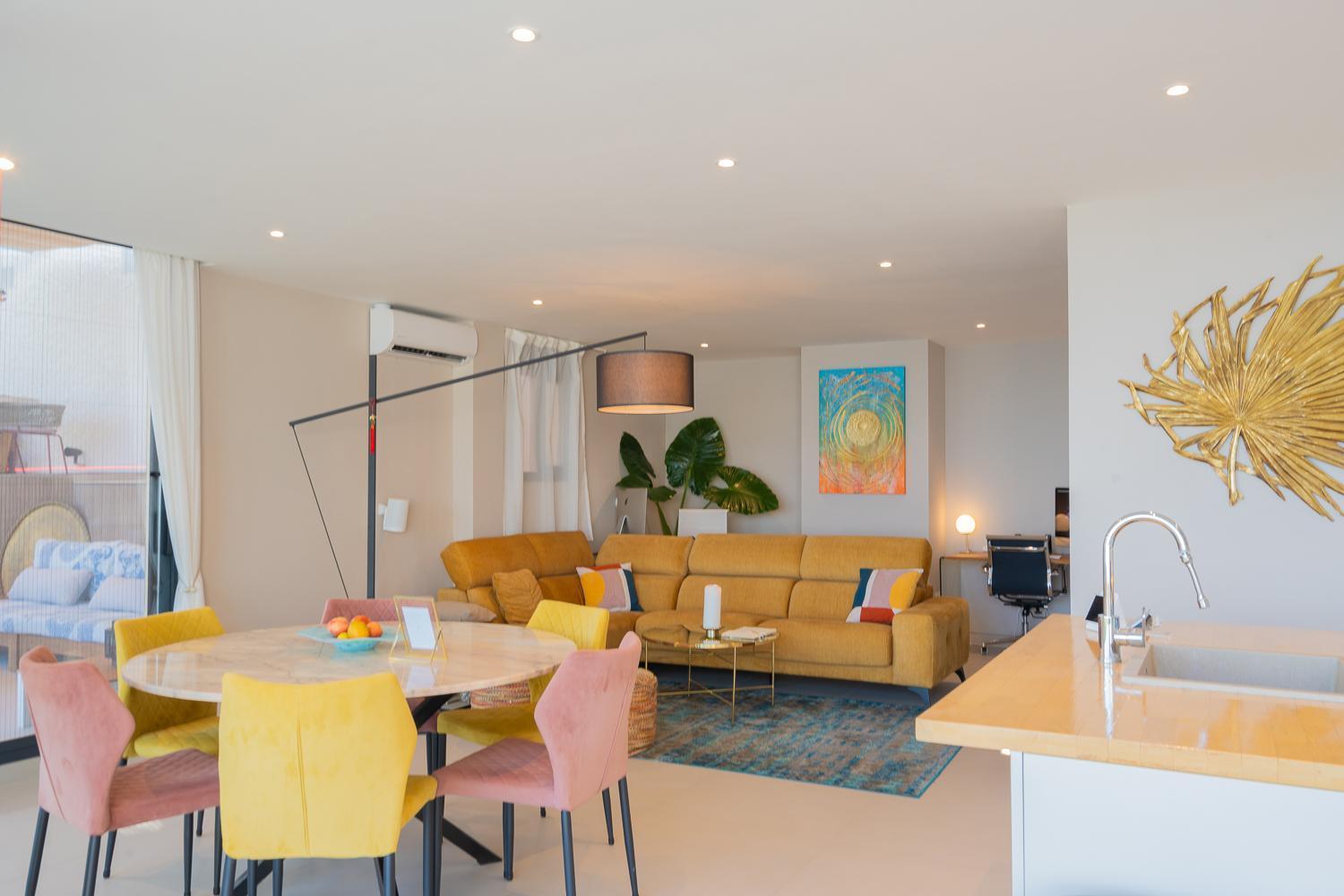 דירות טורמולינוס Private 250Sqm Garden Duplex, Jacuzzi, Cinema, Sea View Escape מראה חיצוני תמונה